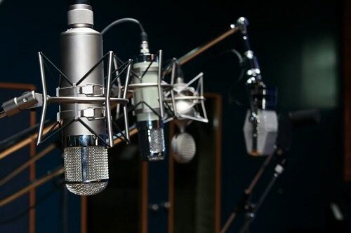 best-studio-microphones-3074889